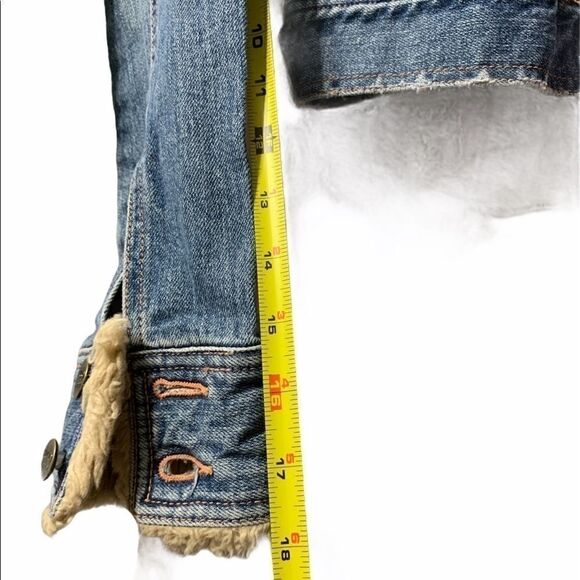 Hollister Jacket   - Picture 6 of 10